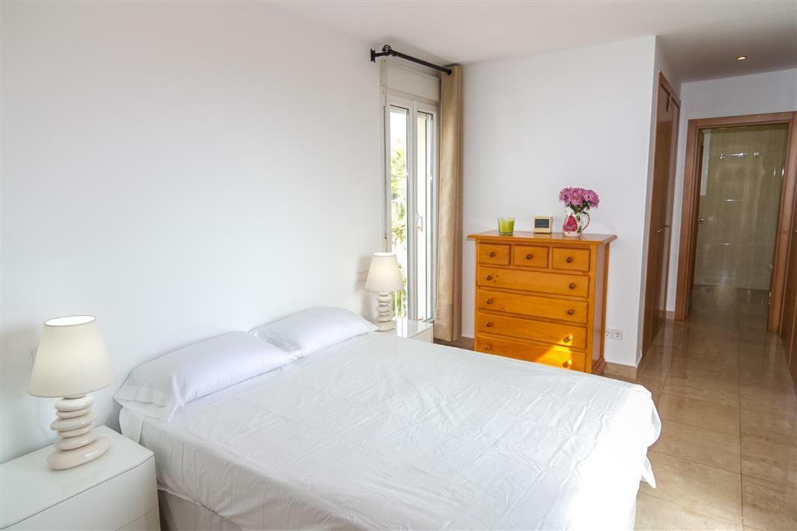 Апартаменти Duplex Vistas Al Mar En La Duquesa Манільва Екстер'єр фото
