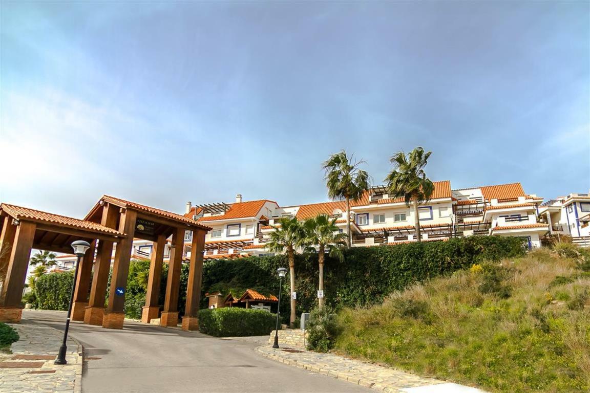 Апартаменти Duplex Vistas Al Mar En La Duquesa Манільва Екстер'єр фото